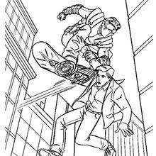 Peter Parker caindo e Harry Osborn