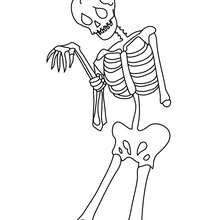skeleton-with-broken-arm-on-the-other-hand-01-nkn