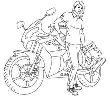 Desenho de uma piloto de moto com seu capacete para colorir