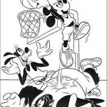 Jogo de basquete com o Mickey e Pateta