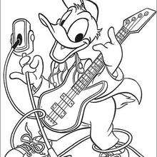 Pato Donald tocando violão