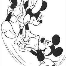 Mickey e Minnie dançando